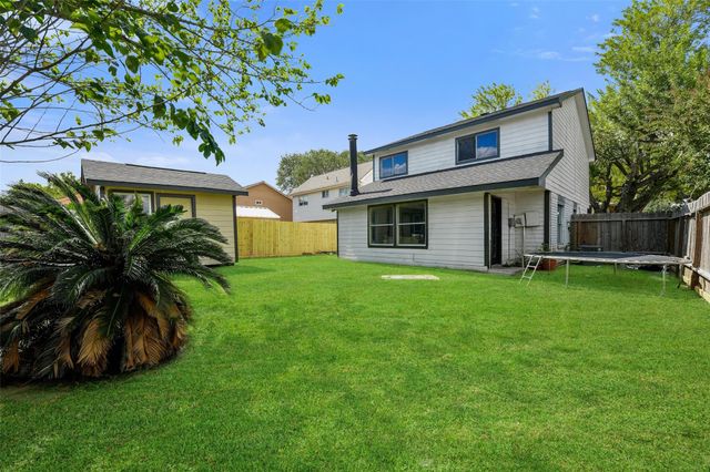 1054 Somercotes Lane, Channelview, TX 77530