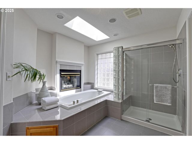 15017 Sw TELLURIDE Ter, Beaverton, OR 97007