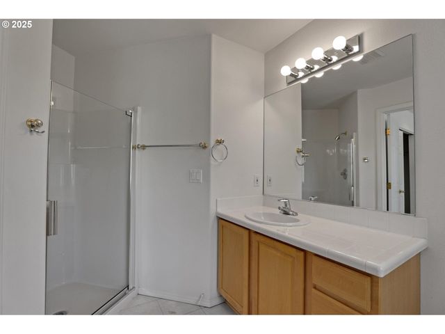 15017 Sw TELLURIDE Ter, Beaverton, OR 97007