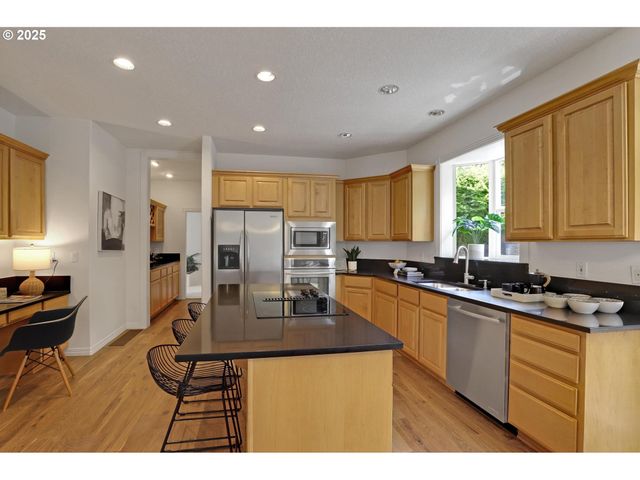 15017 Sw TELLURIDE Ter, Beaverton, OR 97007