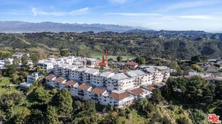 2385 Roscomare Road E17, Los Angeles, CA 90077