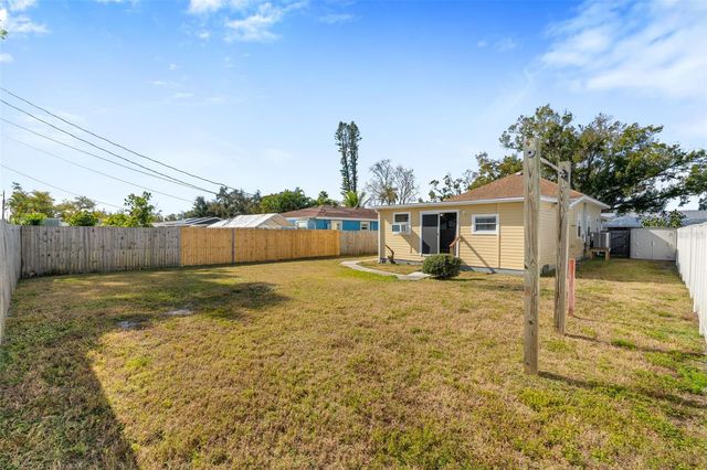 1216 26TH AVENUE W, Palmetto, FL 34221