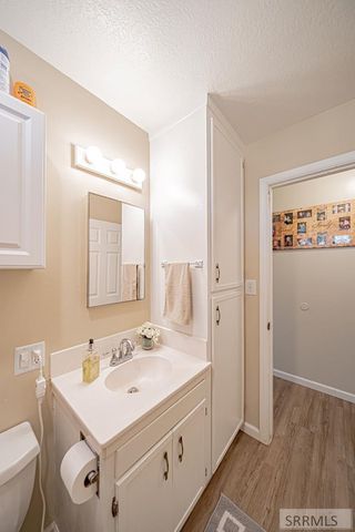 490 Moonlite Drive, Idaho Falls, ID 83402