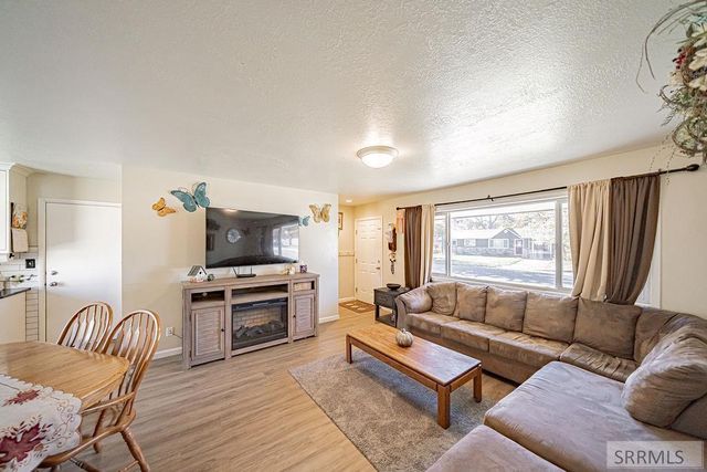 490 Moonlite Drive, Idaho Falls, ID 83402