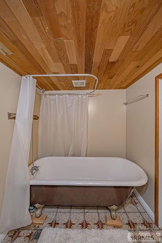 490 Moonlite Drive, Idaho Falls, ID 83402