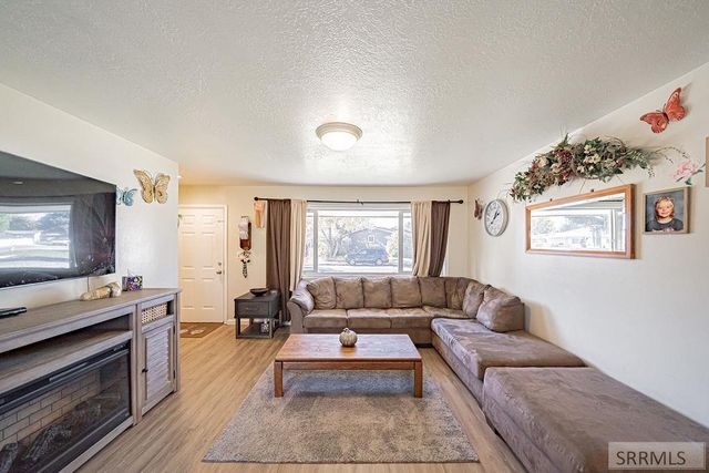 490 Moonlite Drive, Idaho Falls, ID 83402