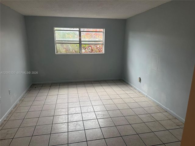 3710 NW 21st Street 109, Lauderdale Lakes, FL 33311