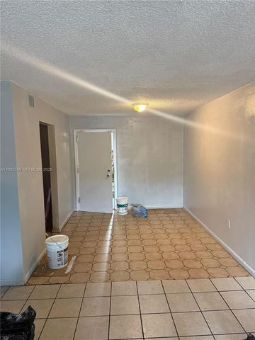3710 NW 21st Street 109, Lauderdale Lakes, FL 33311
