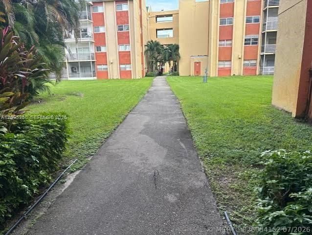 3710 NW 21st Street 109, Lauderdale Lakes, FL 33311