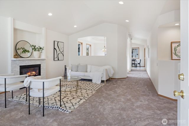 1901 N Court SE, Auburn, WA 98002