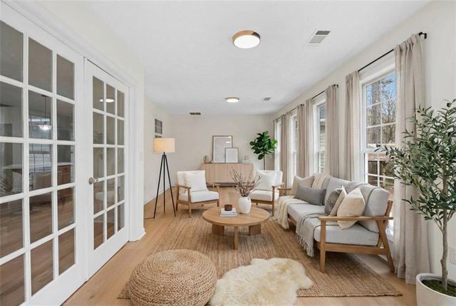 1227 Al Roberts Rd SE, Senoia, GA 30276