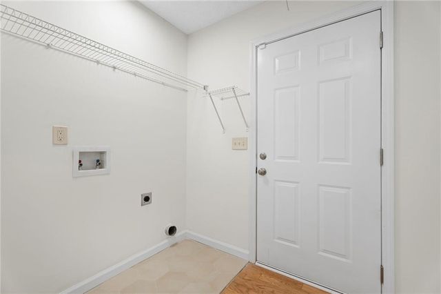 1227 Al Roberts Rd SE, Senoia, GA 30276