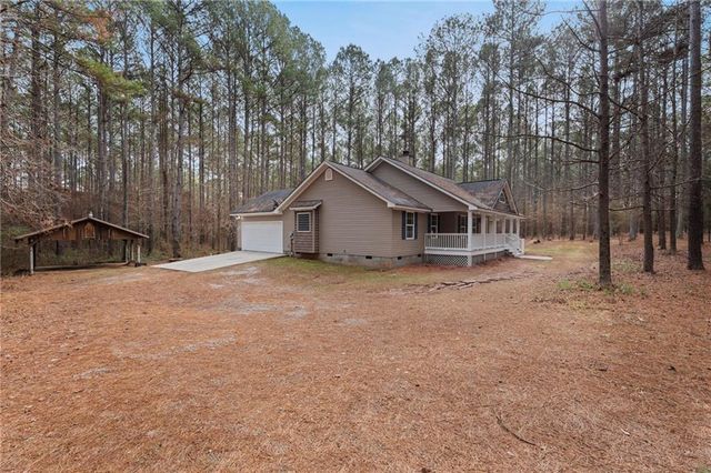 1227 Al Roberts Rd SE, Senoia, GA 30276