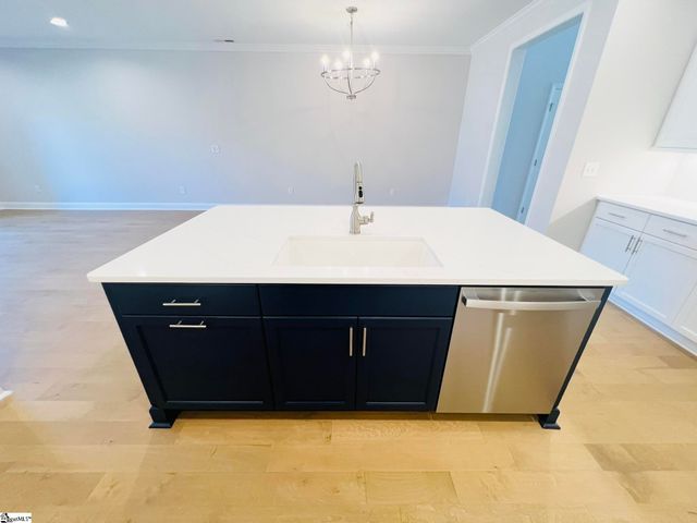 73 Hensley Road, Greenville, SC 29607
