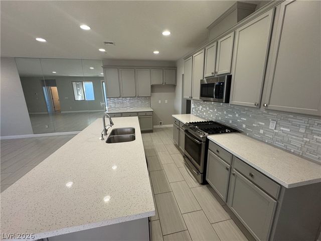 1051 East Sunset Road, Henderson, NV 89011