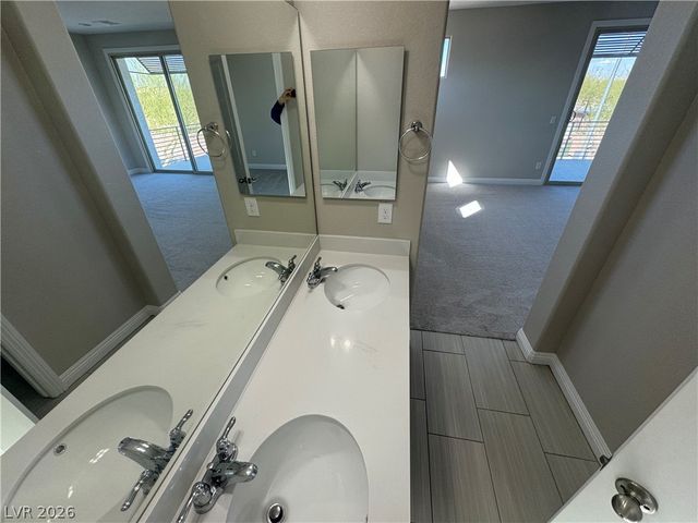 1051 East Sunset Road, Henderson, NV 89011