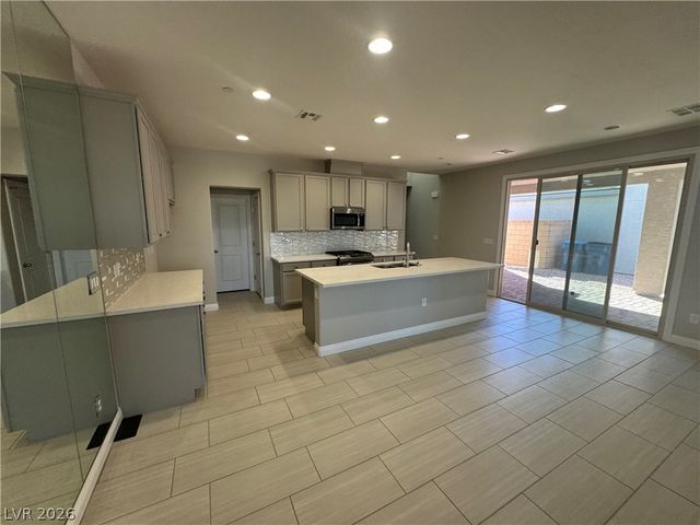 1051 East Sunset Road, Henderson, NV 89011