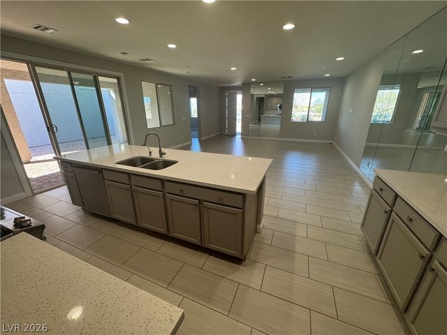 1051 East Sunset Road, Henderson, NV 89011