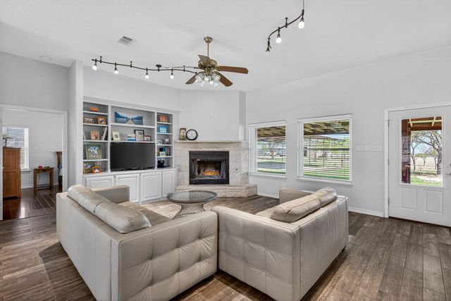 13639 Abrahamson RD, Manor, TX 78653