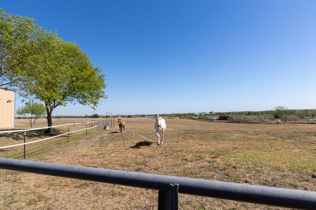 13639 Abrahamson RD, Manor, TX 78653