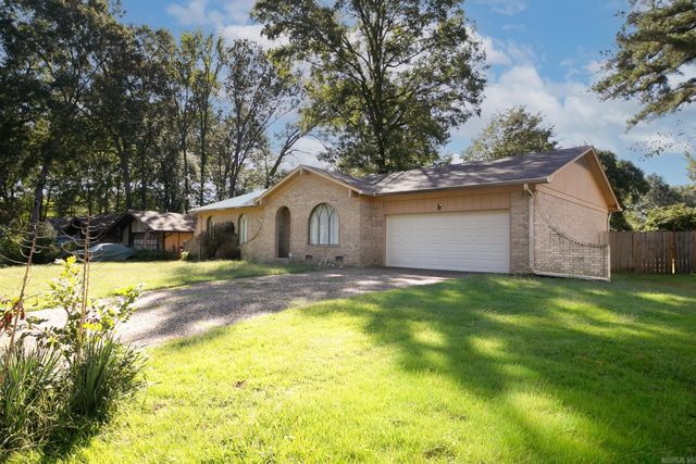 134 Foxdell Circle, Jacksonville, AR 72076