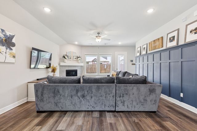 4105 Silver Spur Court, Aubrey, TX 76227