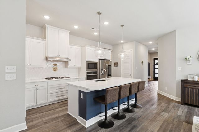 4105 Silver Spur Court, Aubrey, TX 76227