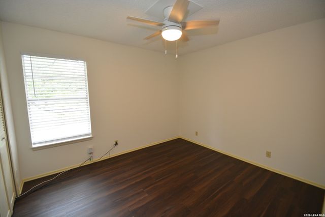 602 BRIAR OAK ST, San Antonio, TX 78216
