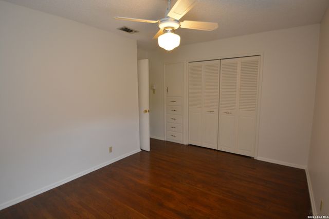 602 BRIAR OAK ST, San Antonio, TX 78216