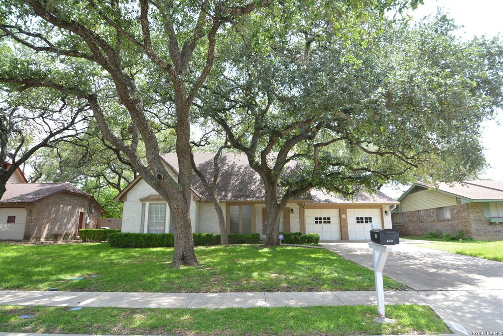 602 BRIAR OAK ST, San Antonio, TX 78216