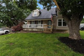 6902 Michael Lane, Pleasant Valley, MO 64068