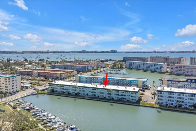 5935 30TH AVENUE S 105, Gulfport, FL 33707