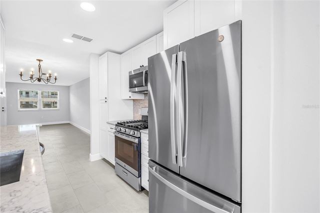 5935 30TH AVENUE S 105, Gulfport, FL 33707