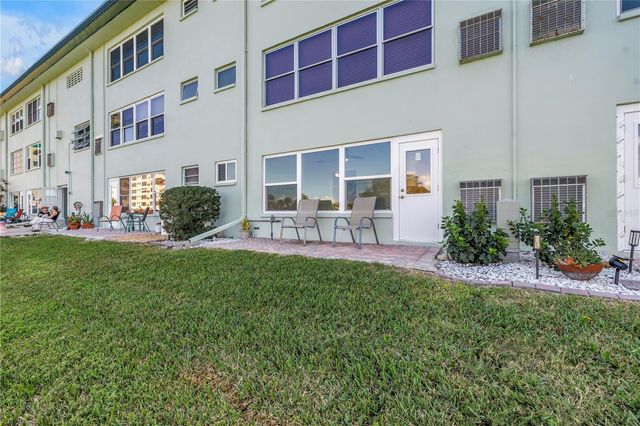 5935 30TH AVENUE S 105, Gulfport, FL 33707