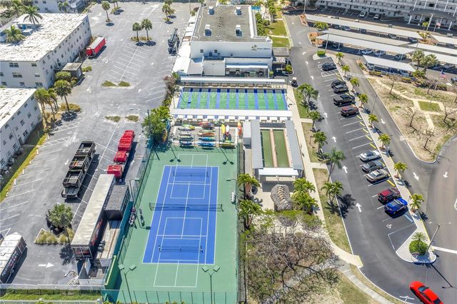 5935 30TH AVENUE S 105, Gulfport, FL 33707