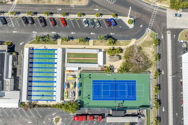 5935 30TH AVENUE S 105, Gulfport, FL 33707