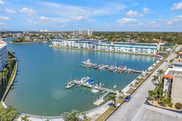 5935 30TH AVENUE S 105, Gulfport, FL 33707