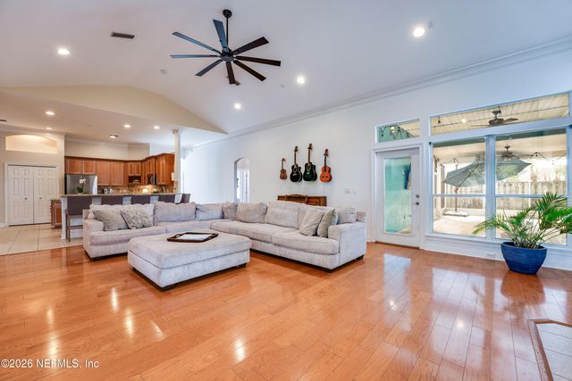 1124 ASHMORE Drive, St. Johns, FL 32259