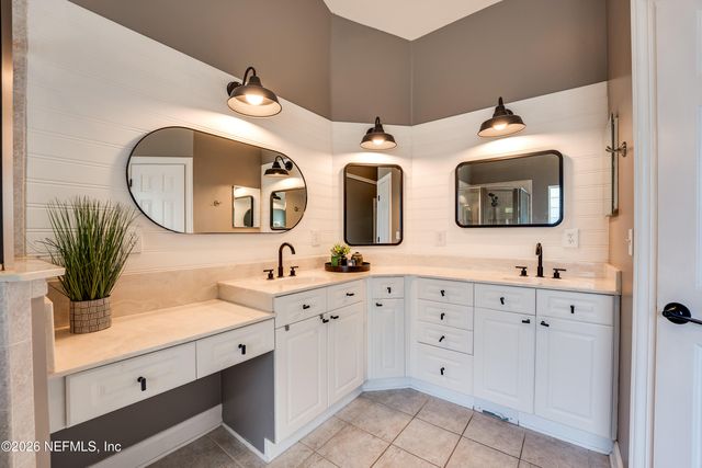 1124 ASHMORE Drive, St. Johns, FL 32259