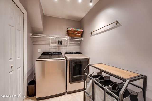 1124 ASHMORE Drive, St. Johns, FL 32259