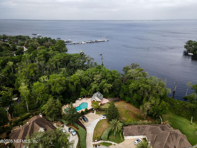 1124 ASHMORE Drive, St. Johns, FL 32259