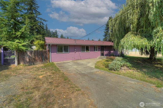 27019 Woodside Road NE, Kingston, WA 98346