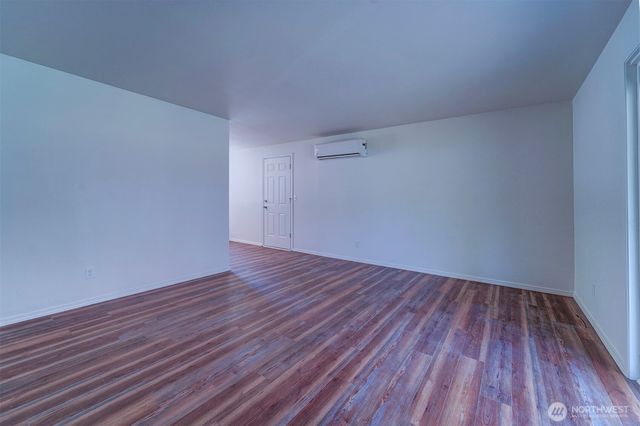 27019 Woodside Road NE, Kingston, WA 98346