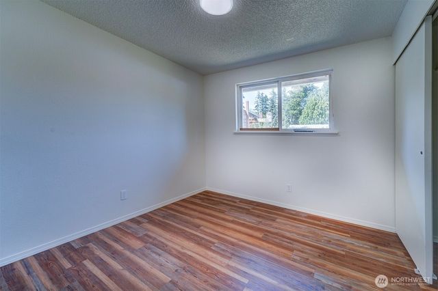 27019 Woodside Road NE, Kingston, WA 98346