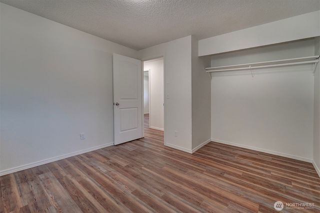 27019 Woodside Road NE, Kingston, WA 98346