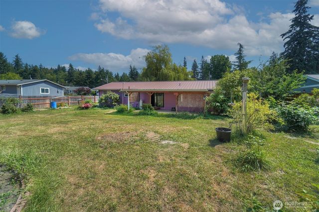 27019 Woodside Road NE, Kingston, WA 98346