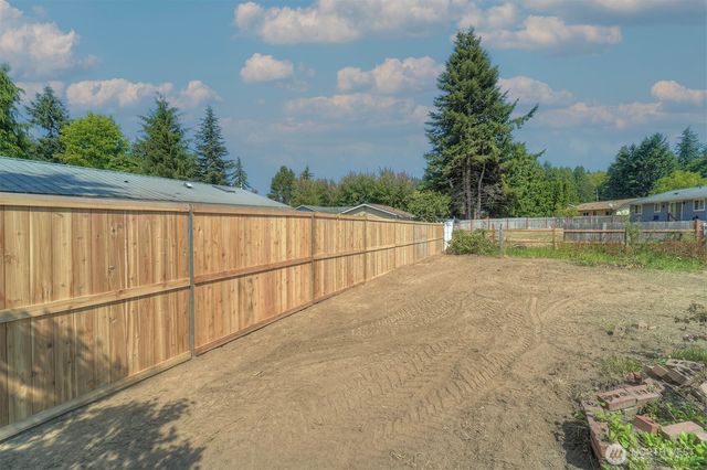 27019 Woodside Road NE, Kingston, WA 98346