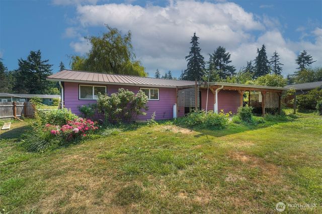 27019 Woodside Road NE, Kingston, WA 98346