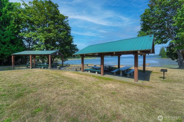27019 Woodside Road NE, Kingston, WA 98346