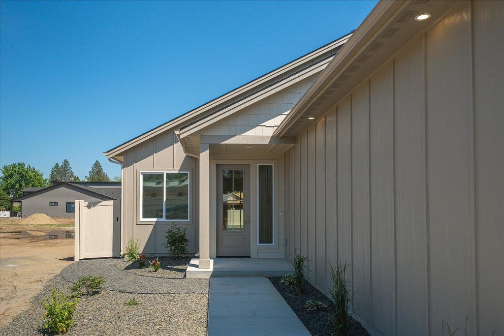 3613 S Glenn Ln, Spokane Valley, WA 99206 photo 2